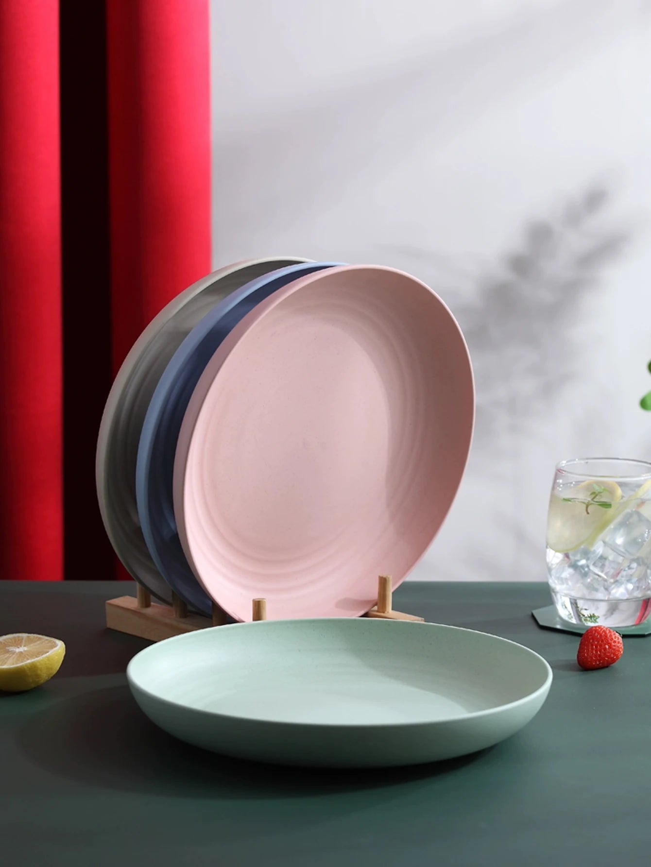 4Pcs Lightweight Wheat Straw Plates Unbreakable Reusable Dinner Dishes Plates Set Dishwasher & Microwave Safe